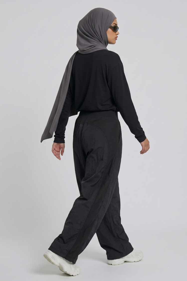 Ultralight Nylon Active Pull On Pant